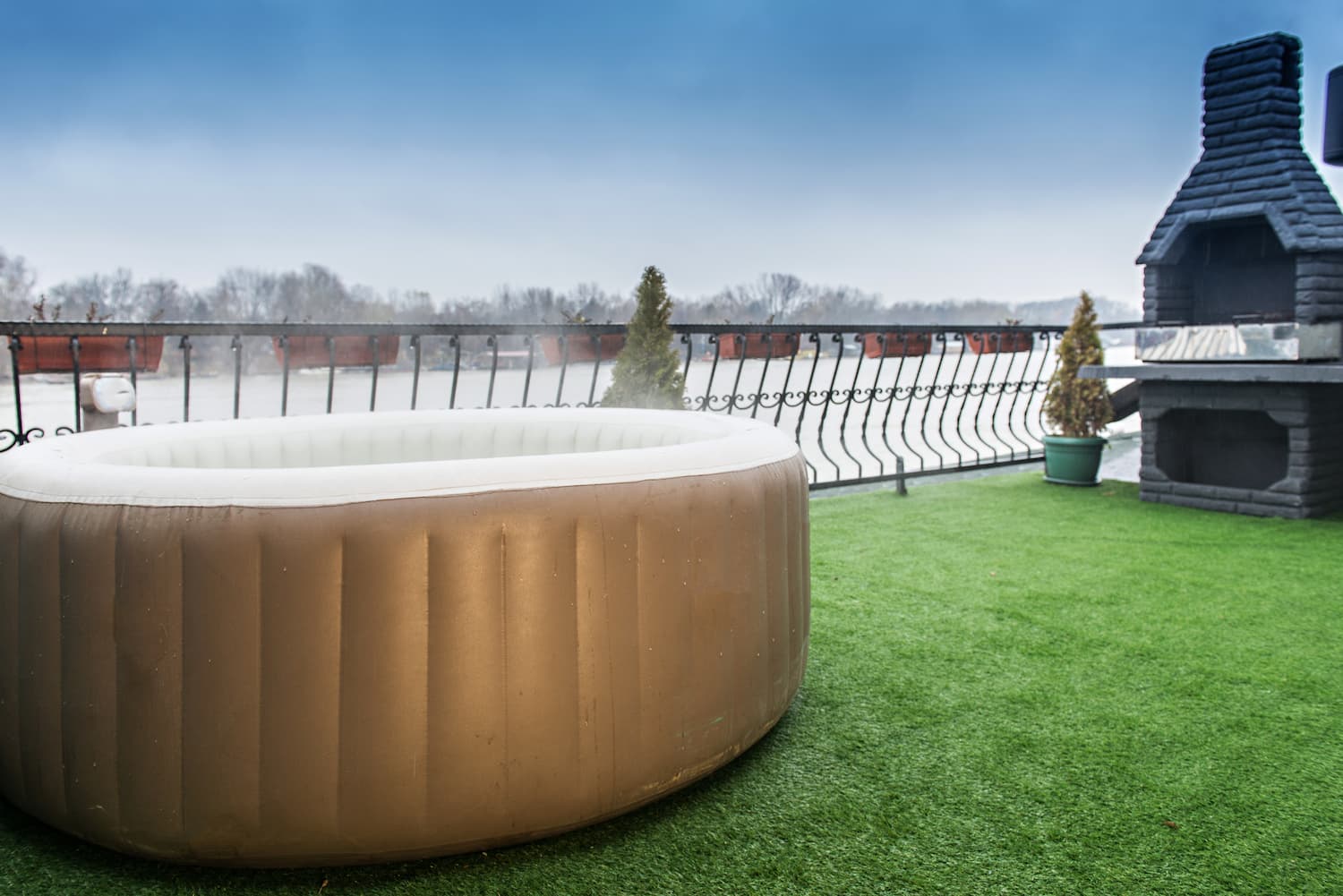 couverture spa gonflable